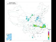 22日下午首都機(jī)場迎來雷雨 航班將受較大影響